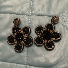 Black & Gold Tone Beaded Flower Stud Earrings...