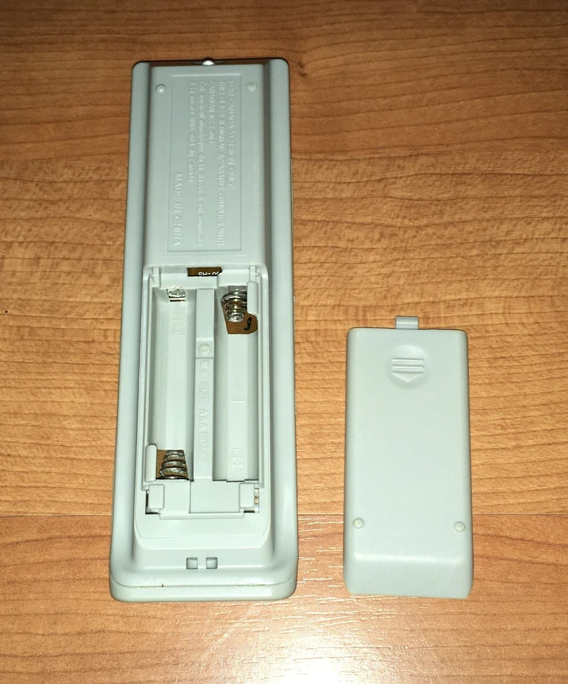 Genuine Sony RM-CYN7AD Remote Control, 100% Functional EXCELLENT CONDITION - Image 4 of 4