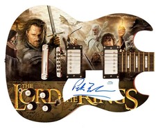 Peter Jackson Signed Custom Graphics LOTR Movie Photo Guitar ACOA
