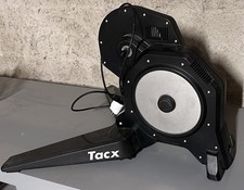 Rullo Smart Tacx Flux Model: T2900