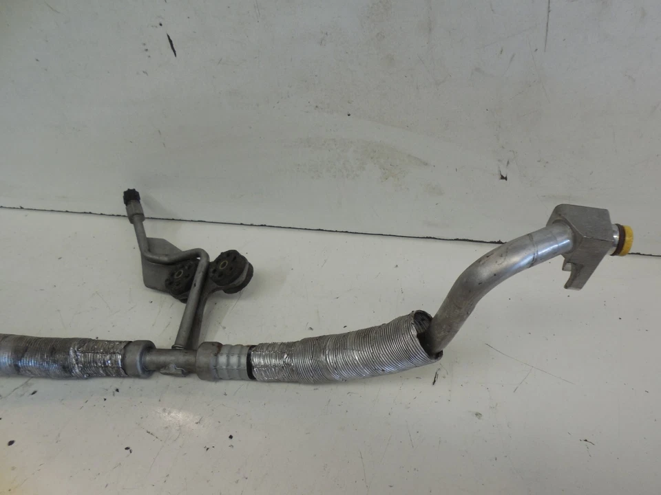 BMW E60 530xi 2006 3,0 L N52 aire acondicionado manguera de succión tubo Foto 2 de 4