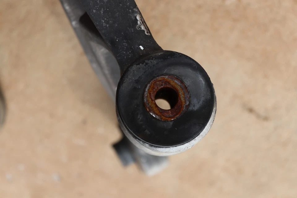 2006-2008 MAZDA MX5 MIATA RWD FRONT LEFT SIDE SPINDLE KNUCKLE WHEEL HUB ASSY OEM - Image 2 of 4