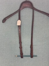New Bobby’s English Tack Oversive Size Havana Bradoon Hanger