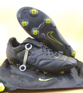 the nike premier ii sg pro ac