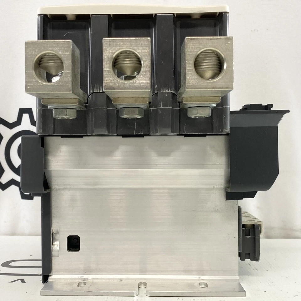 Schneider Electric T02GN13 Power Contactors T36GN13G7* 270A, 200HP at 460VAC - Image 3 of 4