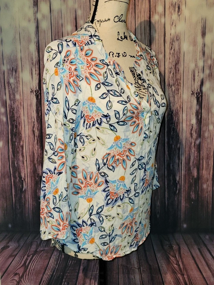 Nordstrom Pale Sky - Small - Paisley Blouse - EUC Foto 2 de 4