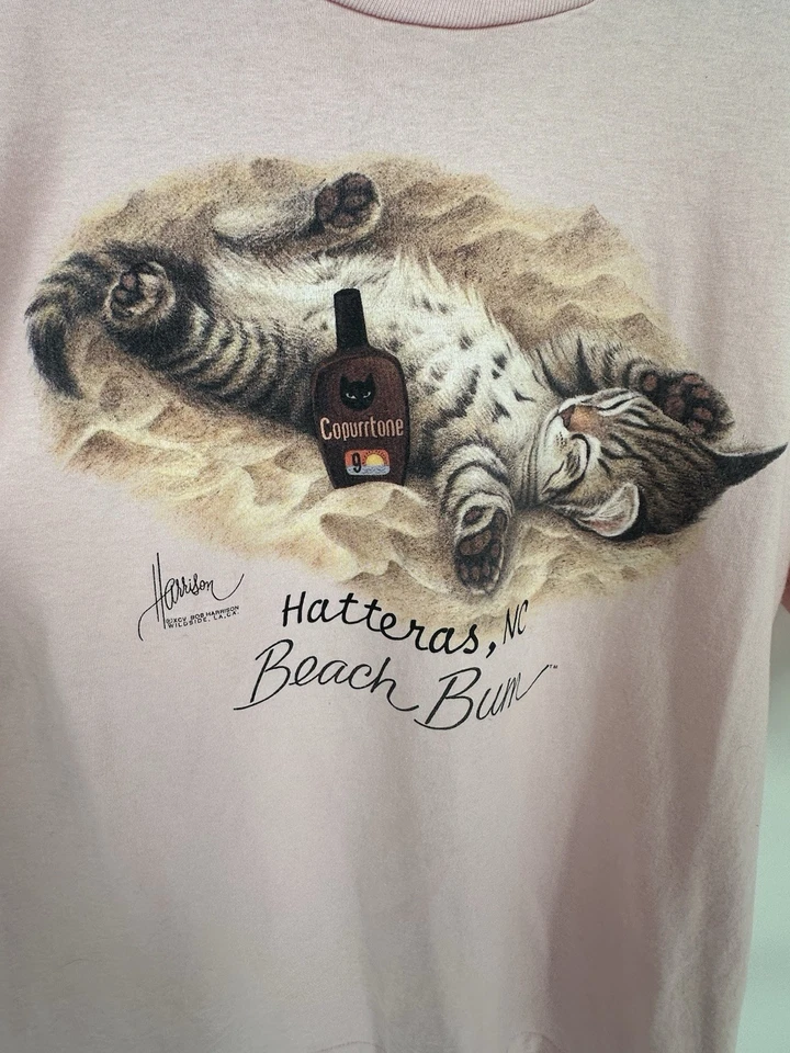 复古 90 年代纪念品衬衫粉色猫图案 T 恤 Beach Bum 尺寸 L — 第 2/4 张图片