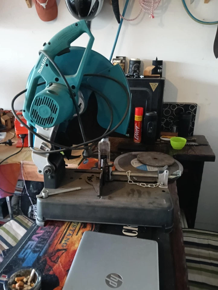 Makita 355mm 14 Inch MT Series 3 Angle Settings 2000W Heavy Duty Cut Off Saw - image 2 of 4