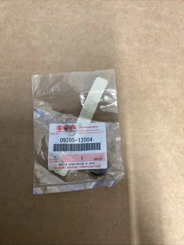 SEAL, CL RELEASE CAMSHAFT *{12X19X5}*