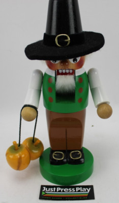 Vtg Steinbach 12'' German Chubby Pilgrim Carrying Pumpkins Handmade Nutcracker
