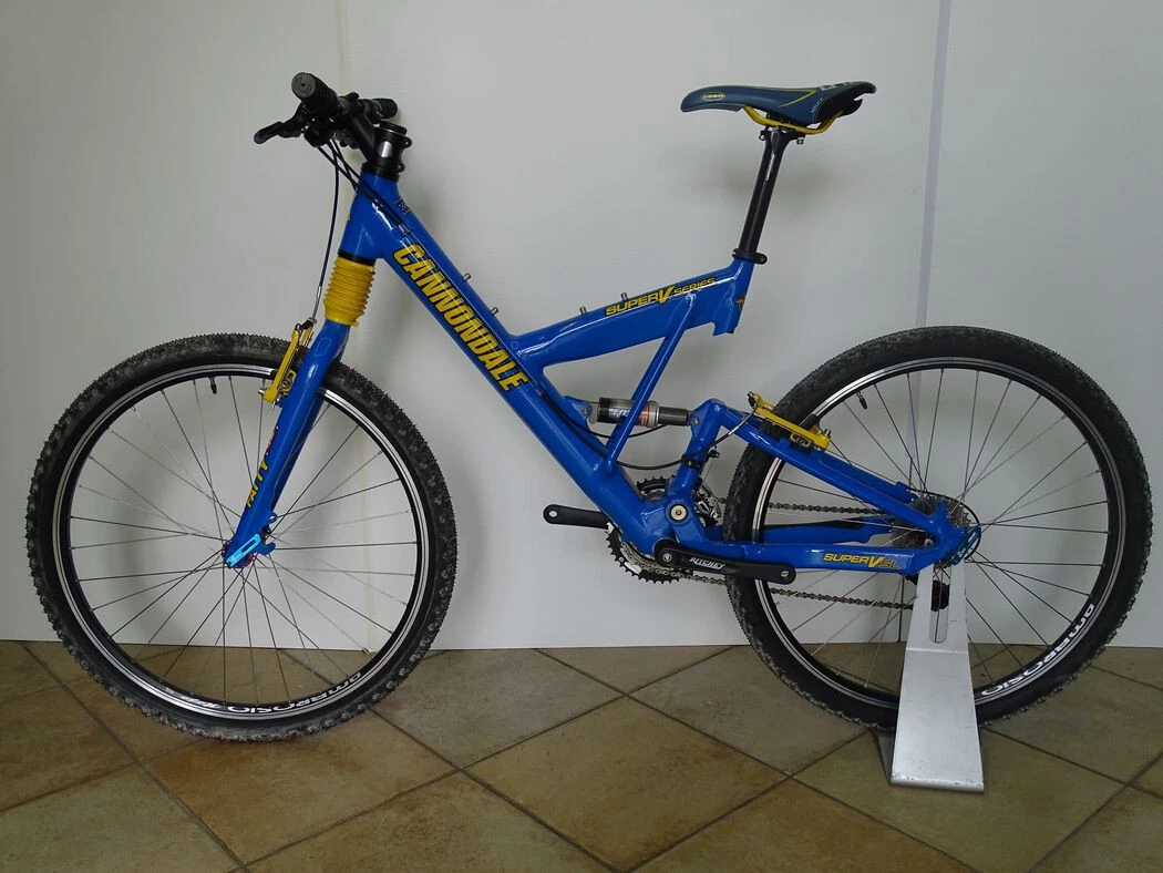 MTB CANNONDALE VINTAGE NOS SUPER V 1000 eBay