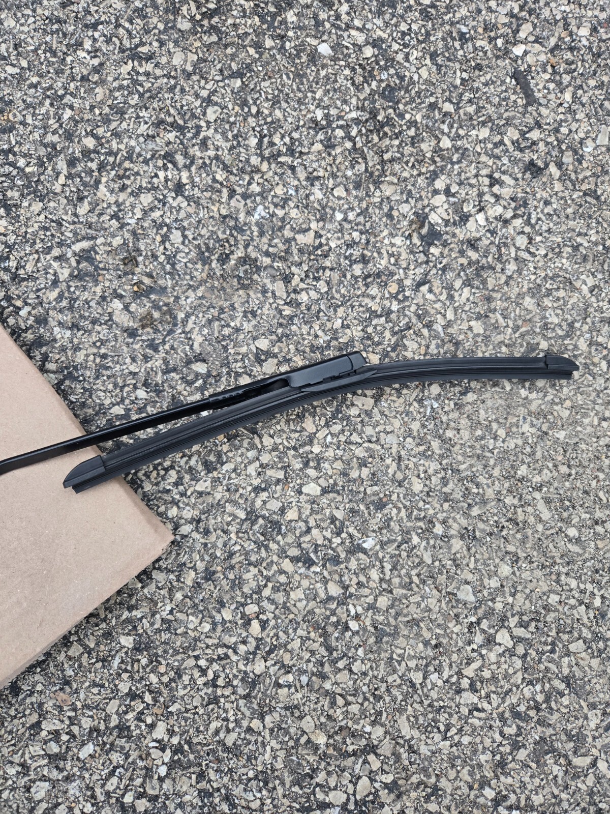LAMBORGHINI HURACAN PASSENGER RIGHT WINDSHIELD WIPER ARM BLADE OEM 4T1955408A