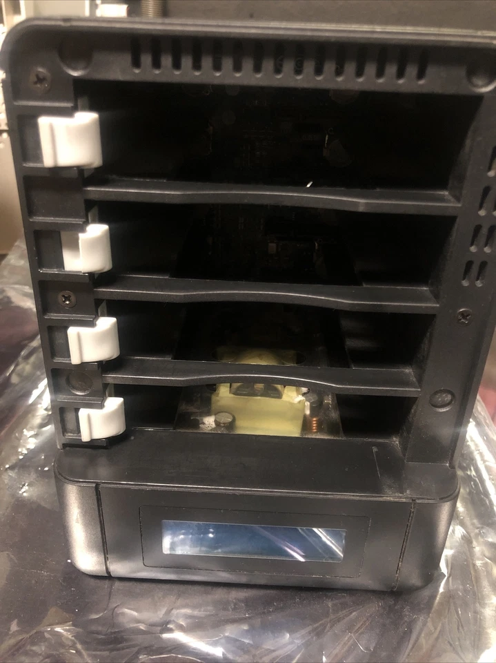 Cavalry CAND-T04 Series . No hard drives - Image 2 of 3