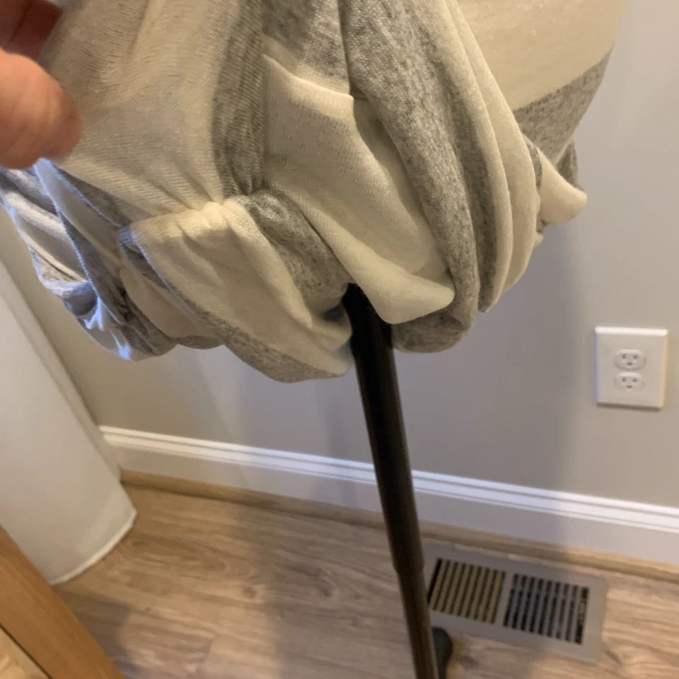 Espléndido Vestido a Rayas Gris y Blanco Manga 3/4 Talla Pequeña. ¡Tan suave! $138. Foto 4 de 4