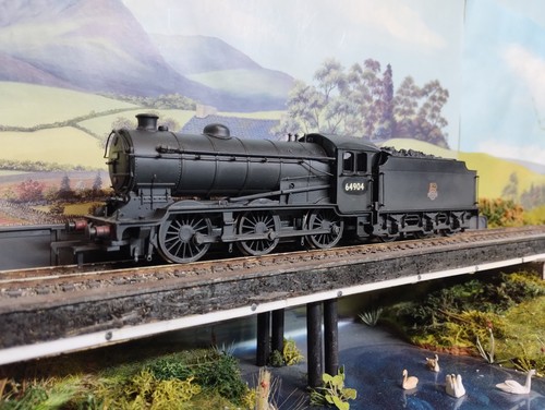 Bachmann 31-864 (OO) BR Black J39 Class Weathered, Renumbered to '64904'. | Condition: Used