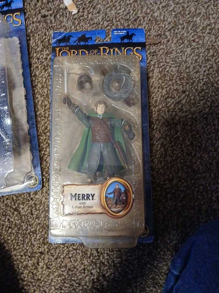 Lote a granel de (3) brinquedos de figuras de ação Senhor dos Anéis "Aragorn","Merry","Gimli". - Imagem 2 de 4