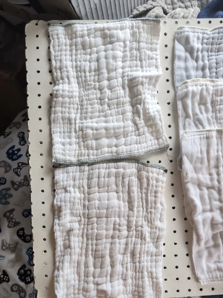 Lot Of 6 PreFold cloth prefolds - Image 2 of 4