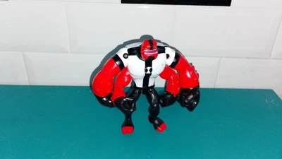 0309233 Figurine Ben 10 alien omniverse bandai 12cm four arms - Photo 1/3