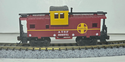 BACHMANN ESCALA N 36' visión ancha Santa Fe caboose #999771 | Condition: Used