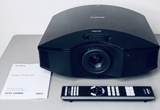 Sony VPL-HW30ES Full HD 3D Home Cinema Projector Lamp Timer : 3100 Remote Bundle