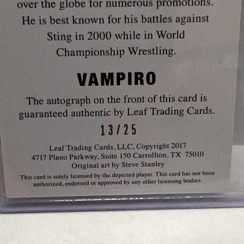 ✨13/25✨WCW 2017 Leaf Originals Vampiro Auto Yellow Originals Wrestling - Picture 4 of 5