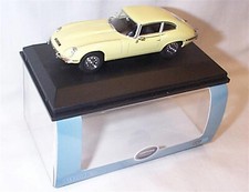 Jaguar E Type V12 Coupe Primrose Yellow 1-43 New in Case 43JAGV12002