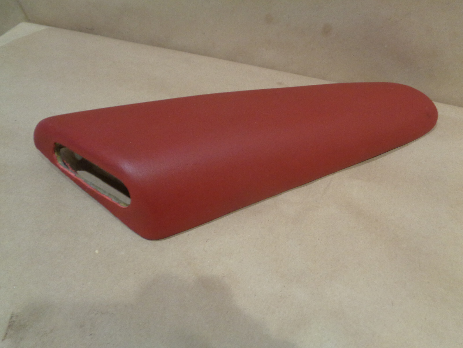 Ferrari 550,575 RH Seat Belt Cover P/N 64595500