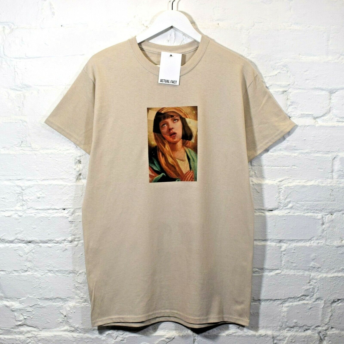 Actual Fact Pulp Fiction X Mia Wallace Vírgen María Camiseta Arena Camiseta