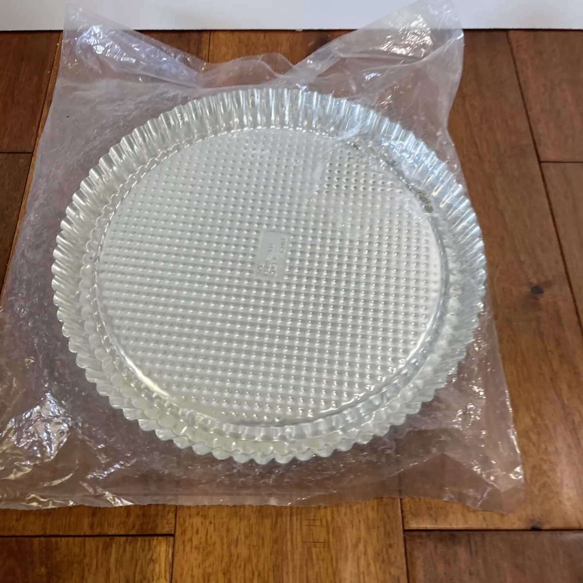 Pampered chef top flan pan