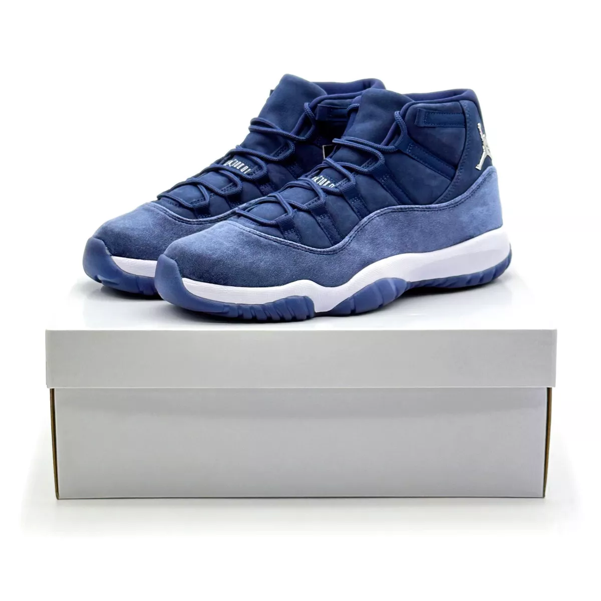 AR0715-441 Nike Air Jordan 11 WMNS Retro Midnight Navy Metallic Silver White