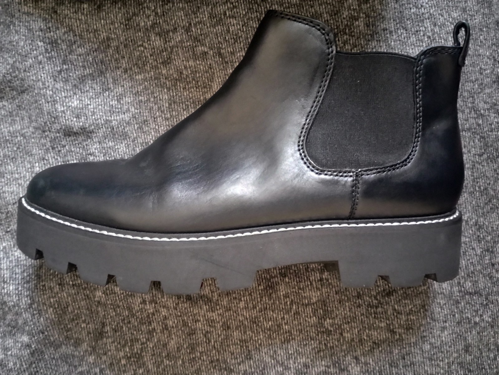 Franco Sarto Women's Round Toe Chunky Boots Size 9.5 Black Leather