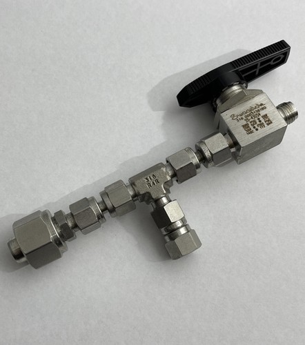 Swagelok SS-43GS4 Ball Valve 3000 PSIG 1/4” w/ Tee Fitting & Connector Fittings