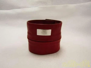Numéro de modèle associé GUCCI cuir ROUGE GUCCI