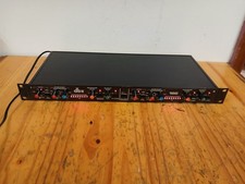DBX 166 stereo dual mono Compressor Limiter G...