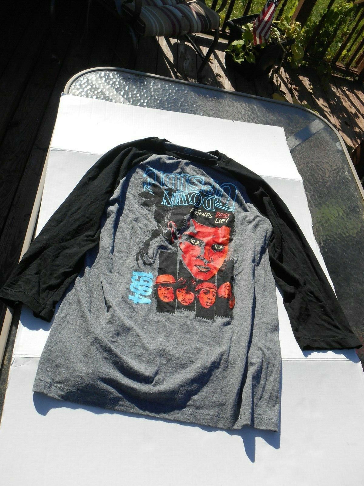 Stranger Things Upside Down Baseball T Shirt Size… - image 2