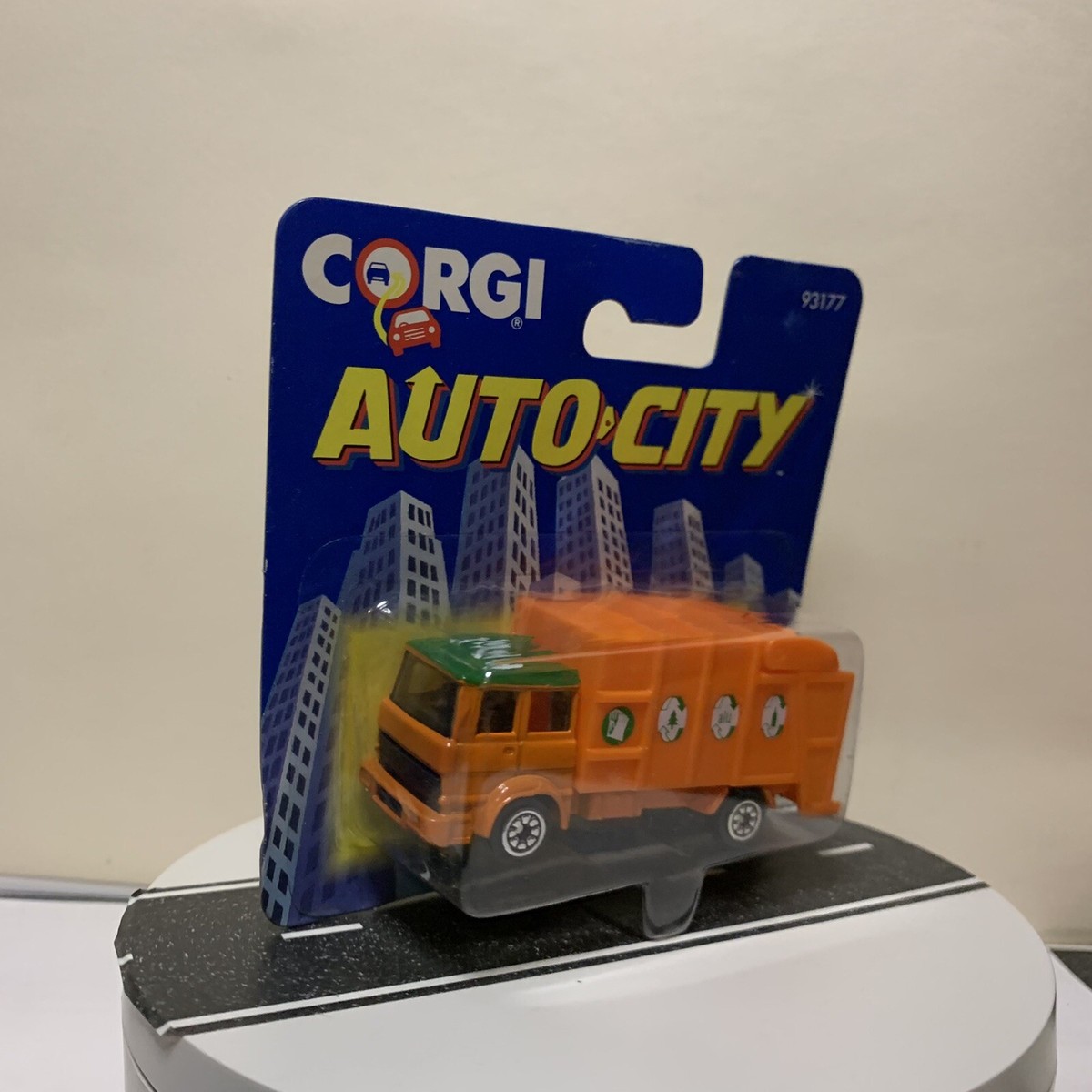 Corgi Toys Go-Goカー 黄色 13 CORGI 1971 JUNIORS #1013 TOM'S GO-CAT CART WHIZZWHEELS TOM