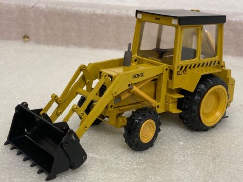 1/35 scale 1980’s Conrad 2952 Massey Ferguson 50HX Elite backhoe loader digger