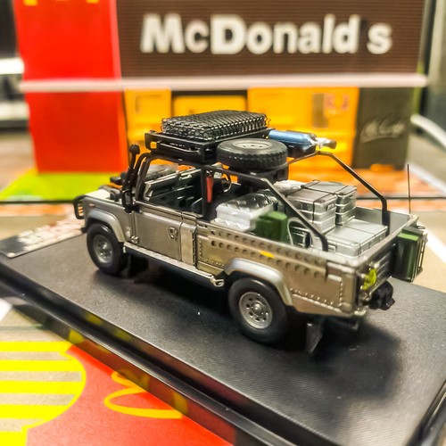 SW 1/64 Land Rover Tomb Raider Defender SUV Pickup ORV Sports Car Diecast Model - Picture 3 of 9