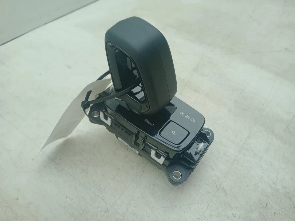 VOLVO XC40 GEAR SHIFTER SELECTOR 7 SPEED AUTOMATIC MK1 2018-2024 32324877 - Image 3 of 4