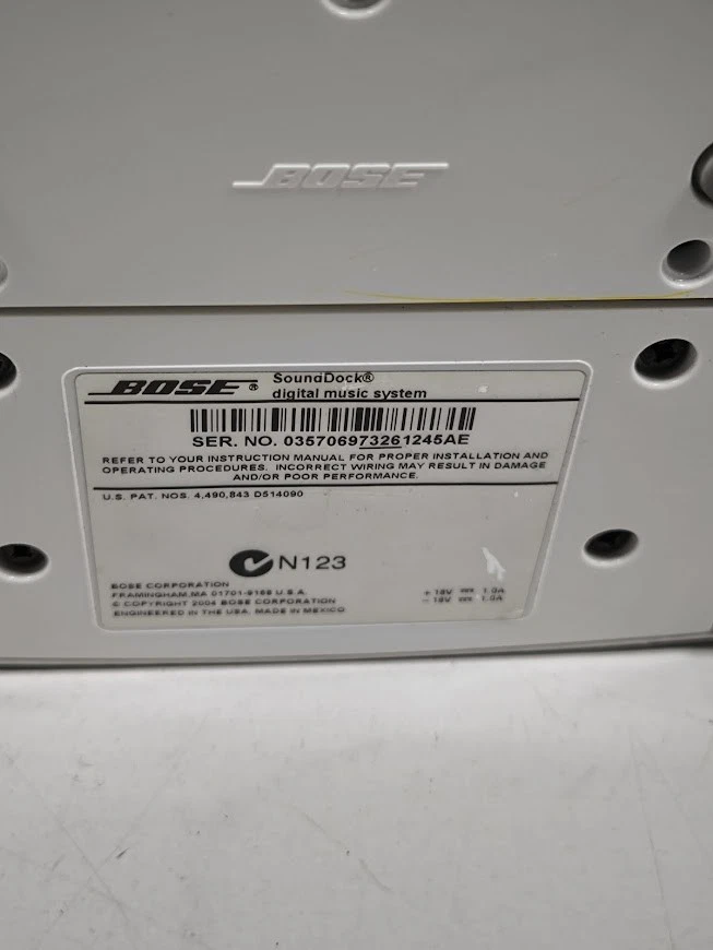 Bose SoundDock Digital Music System - For Parts, Not Working - Image 2 of 4
