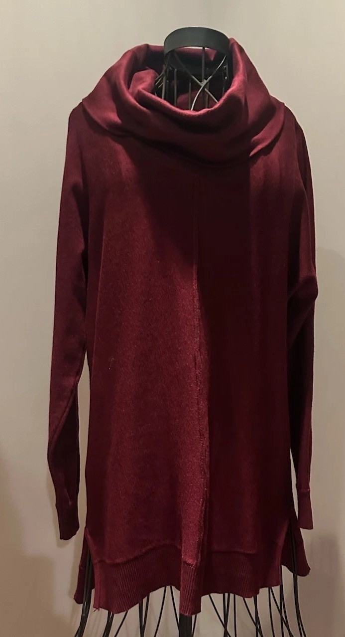 JOAN VASS NY Women’s Sweater Shawl Cowl Neck Autumn Red Tunic Size Small