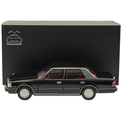 1/18 Crown Seventh Generation MS122 schwarz / rot Interieur Diecast Modellauto