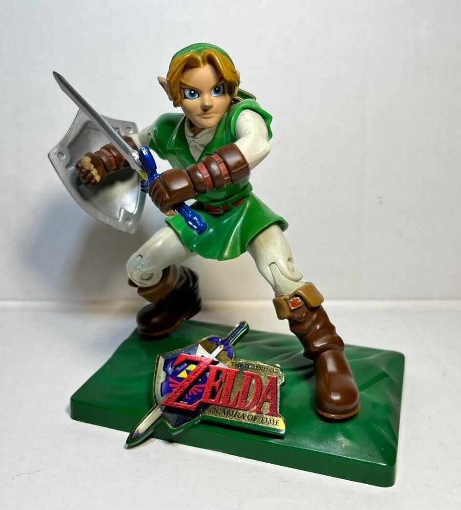 Legend Of Zelda Ocarina of Time Link Figure Nintendo Power 2002