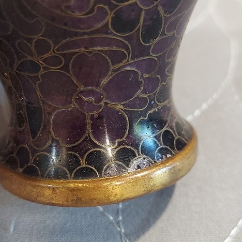 Chinese Cloisonne Burgundy Floral Gold Vase Approx. 3.75” Vintage - Picture 5 of 10
