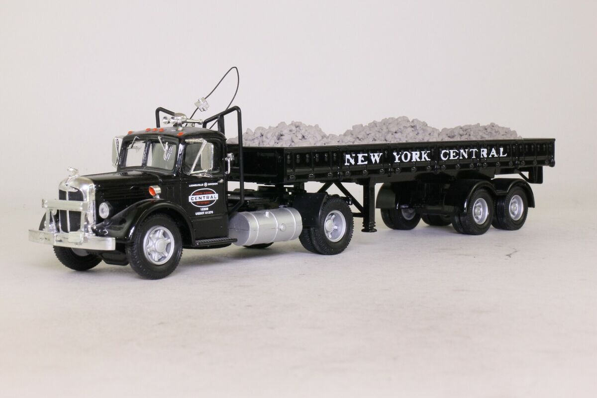 ミニカー CORGI MAJAR  MACK TRUCK Corgi Major 1151 Mack Tank Truck Exxon