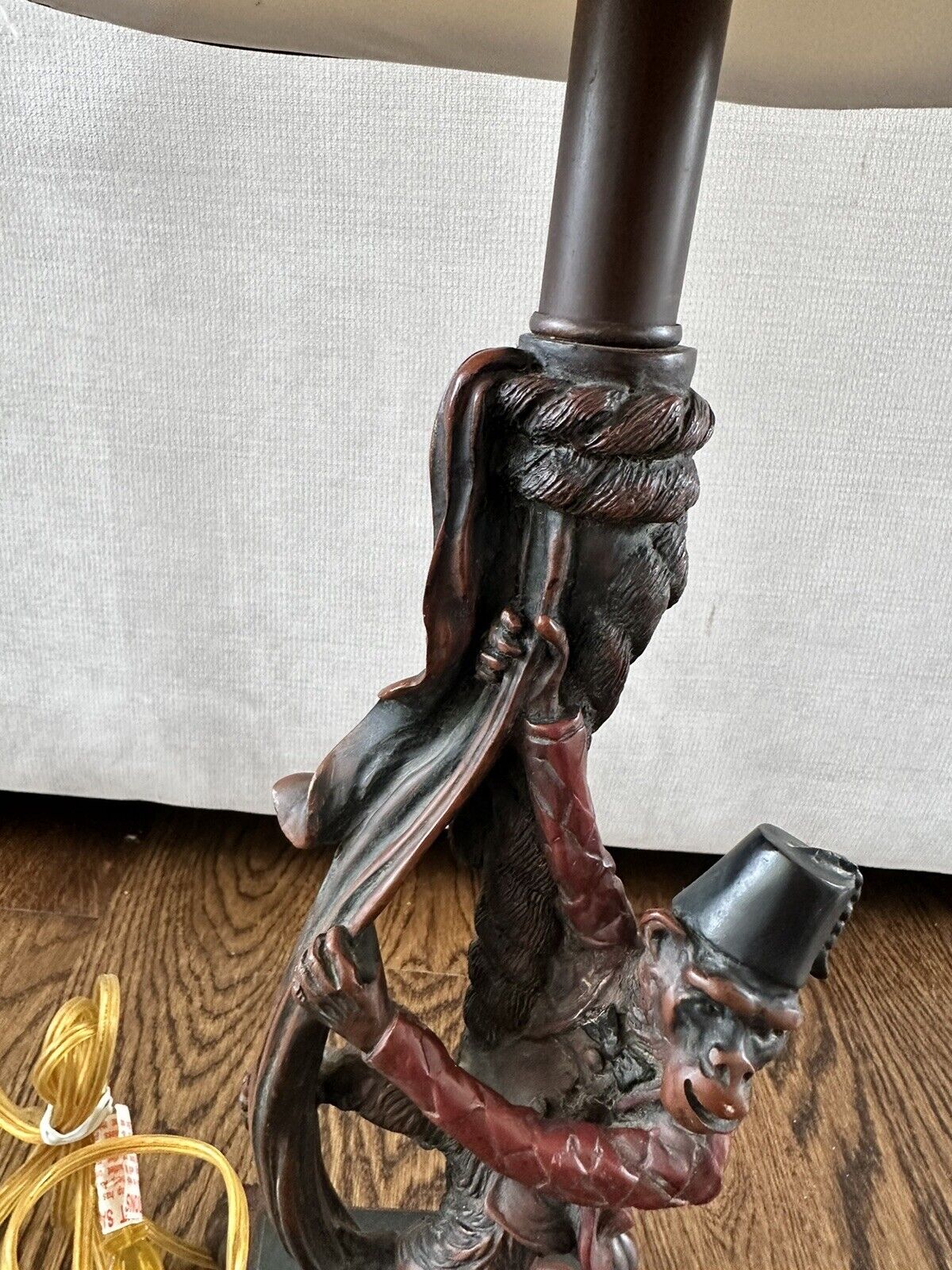 Picture 4 of 6