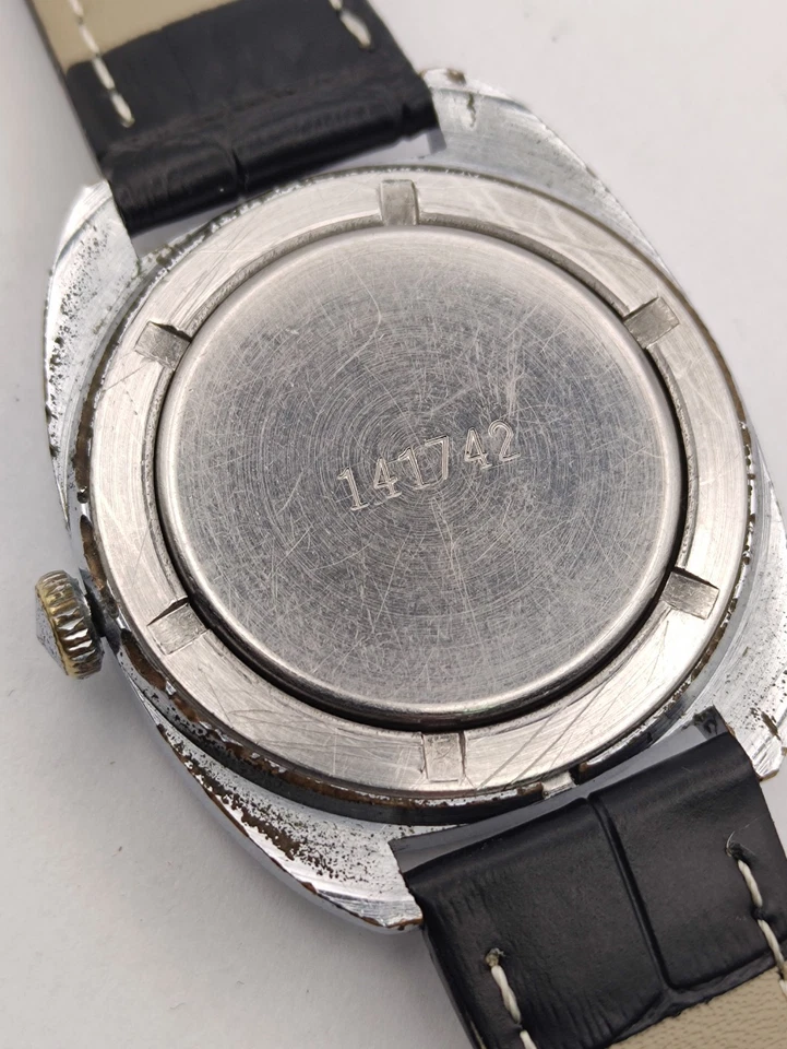 Reloj Vintage Poljot 2614 Fecha Soviética URSS Esfera Púrpura Hombres Mecánico Años 70 Foto 4 de 4