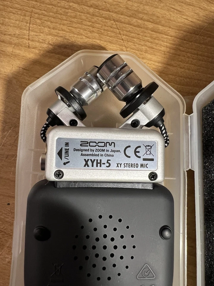 Zoom H5 Handy Recorder with XYH-5 Stereo Mic and Case Fully Tested - Image 4 of 4