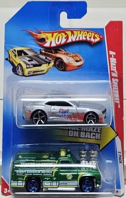 Hot Wheels 2010 - A Maze'N Speedway 2-Pack /K28