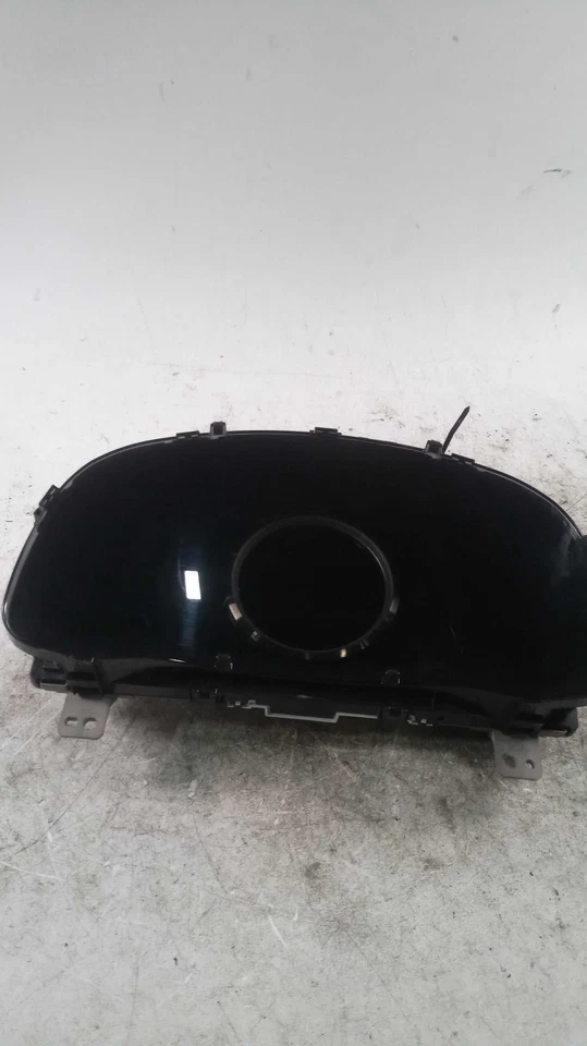 Used Speedometer Gauge fits: 2016 Lexus IS350 Sdn cluster MPH w/o navigation w/o Foto 2 de 4